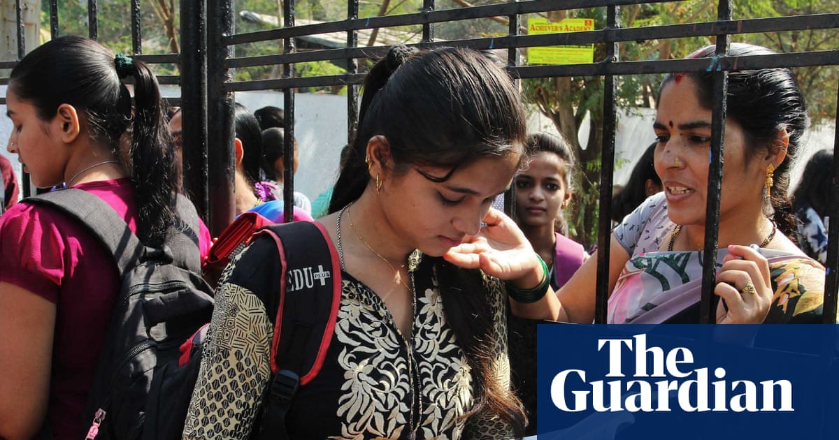 Exam fail: Indian students complain en masse about marking errors in key final exams