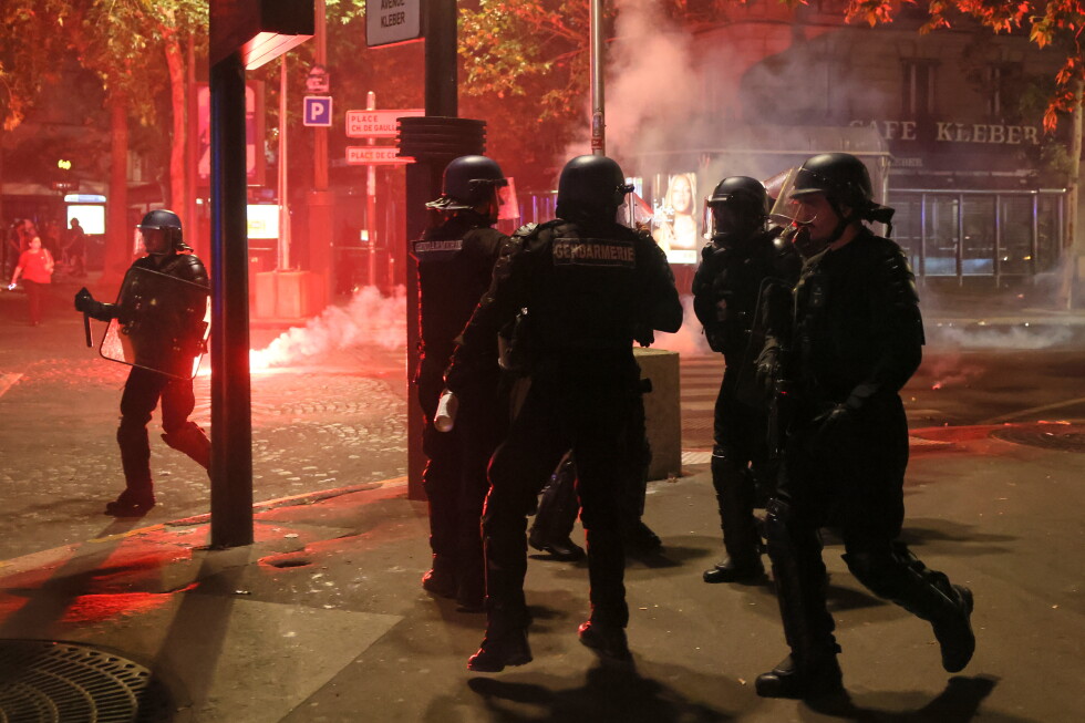 France detains hundreds after violent clashes as Paris Saint-German won Champions League