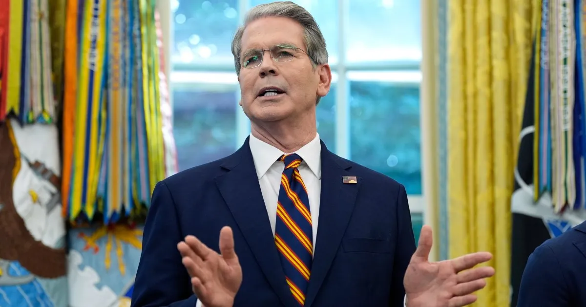 Bessent to push residency requirement for regional US Fed bank presidents