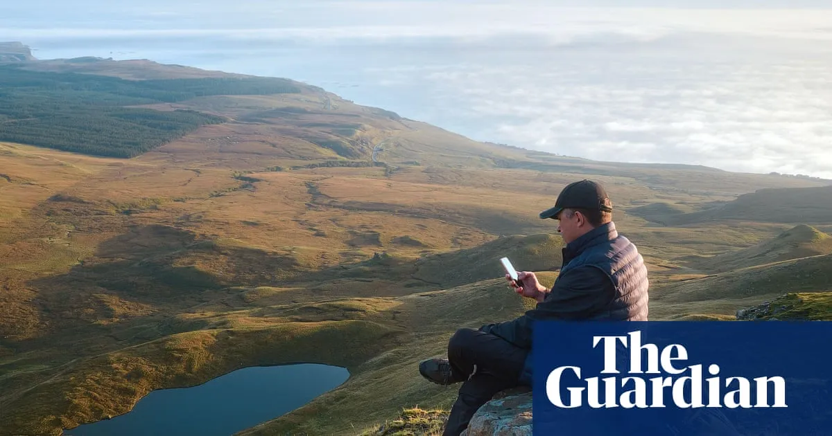 Four in 10 struggle to access mobile signal on the move in the UK