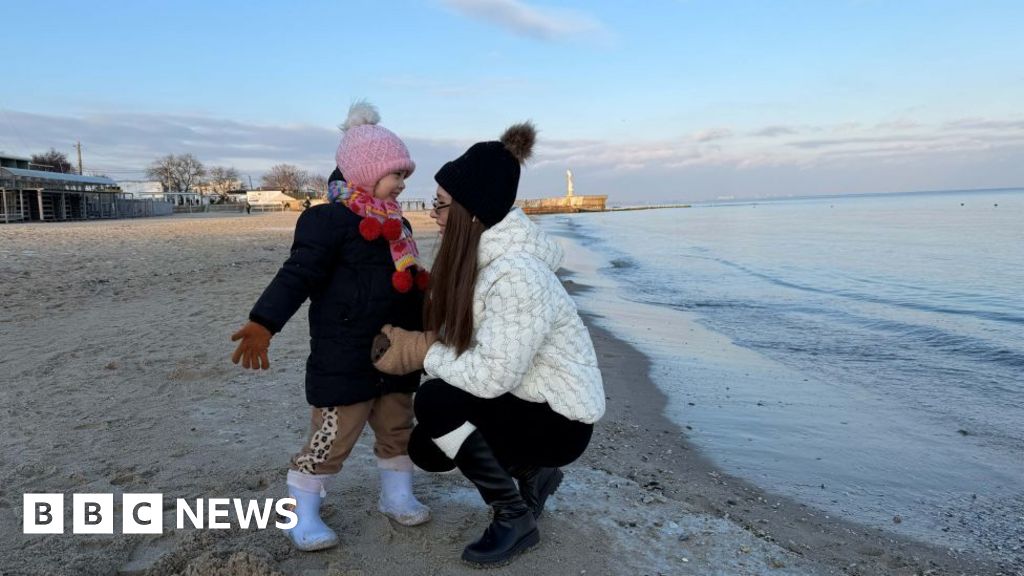 Under fire from the sea, families in Odesa try to escape Russian barrage
