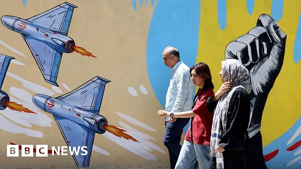 Bowen: Trump needs this war to end but Iran is not backing down