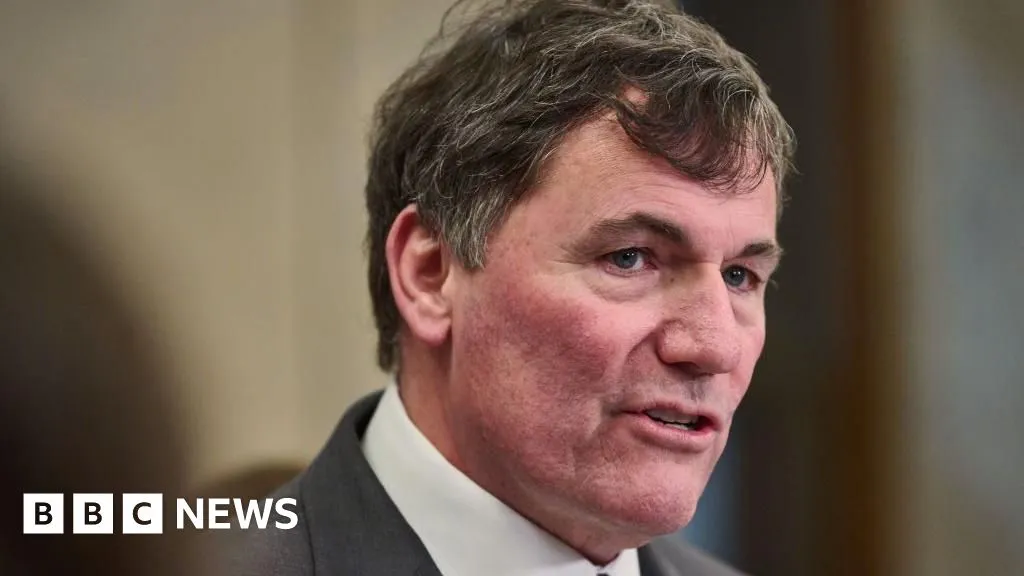 Canada formally requests renewal of North American free trade pact