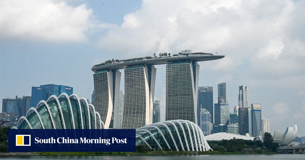 Singapore arrests 3 Chinese nationals after woman, child locked during hotel robbery