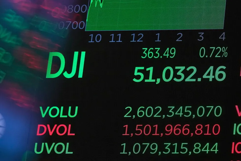 Tokyo’s Nikkei 225 index tops 68,000 for the 1st time as Wall Street logs more records