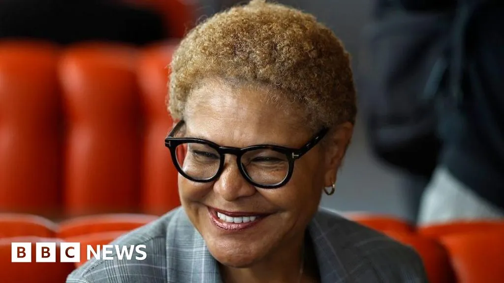 Los Angeles Mayor Karen Bass advances to run-off in race to run California's biggest city