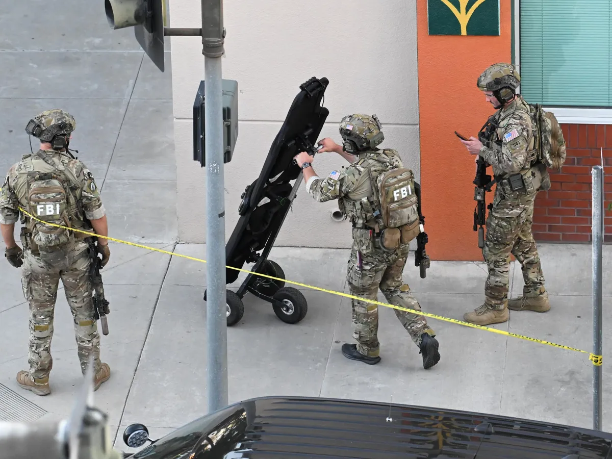 FBI agents fatally shoot alleged hostage-taker in California