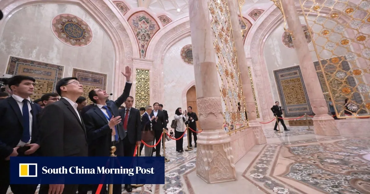 Hong Kong ideal platform for Uzbek firms to spread wings globally, John Lee says