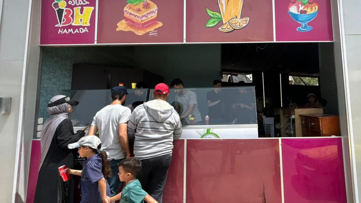 An ice cream parlour survives Gaza’s genocide and gives seven students hope