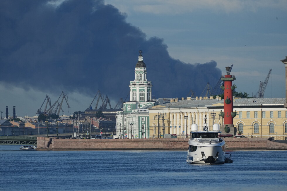 Ukraine targets St. Petersburg again after Putin rejects Zelenskyy’s offer for direct talks