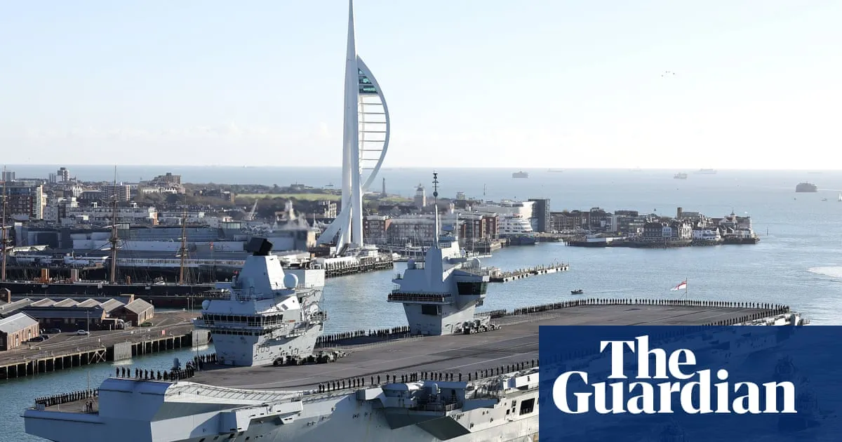 MoD reports ‘minor technical issue’ with aircraft carrier docked in Norway
