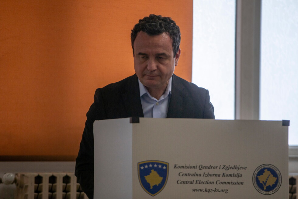 Kosovo voters return to the polls after parties fail to agree on a new president