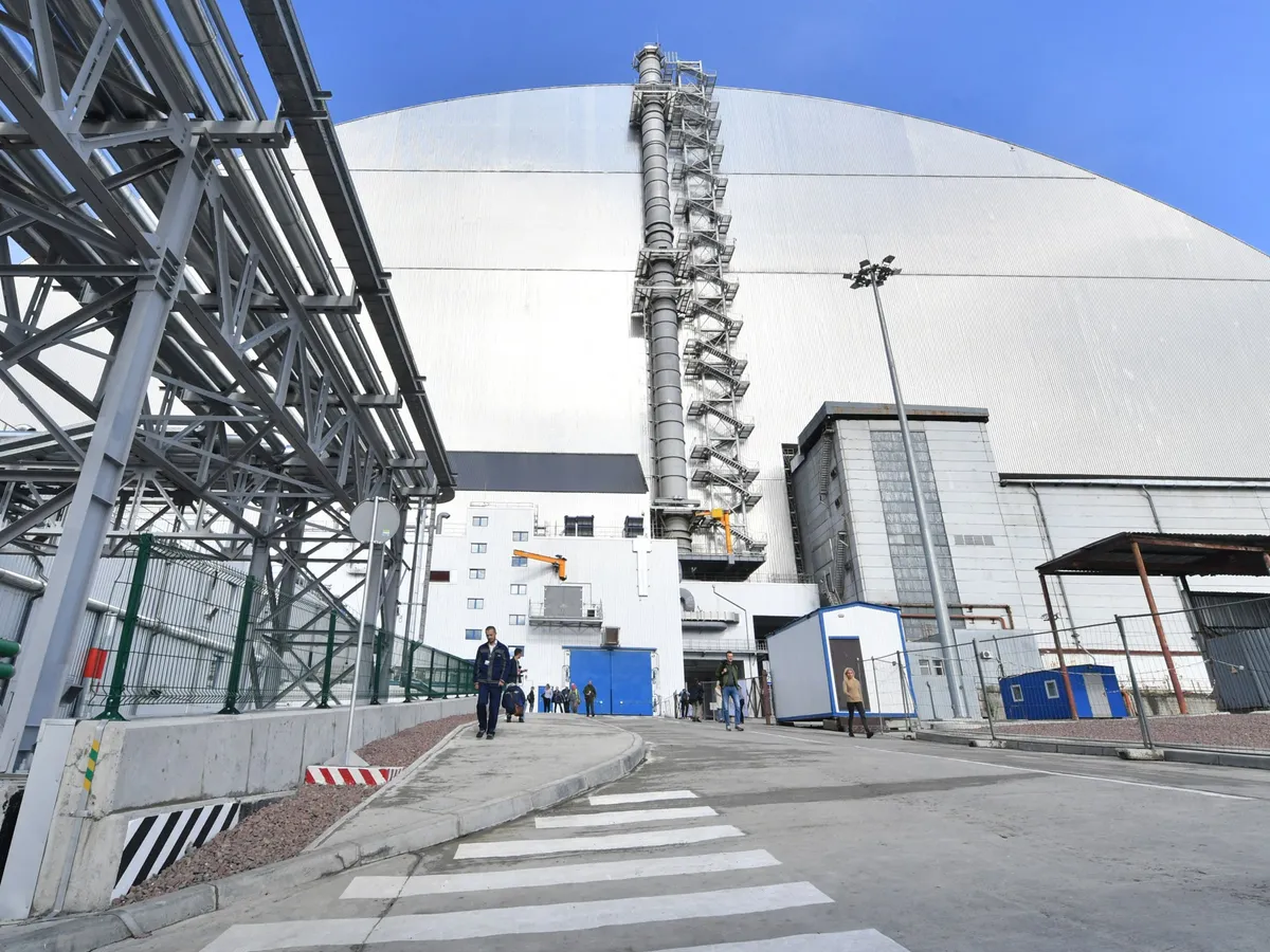 Russian drone strike damages site near Chornobyl nuclear plant