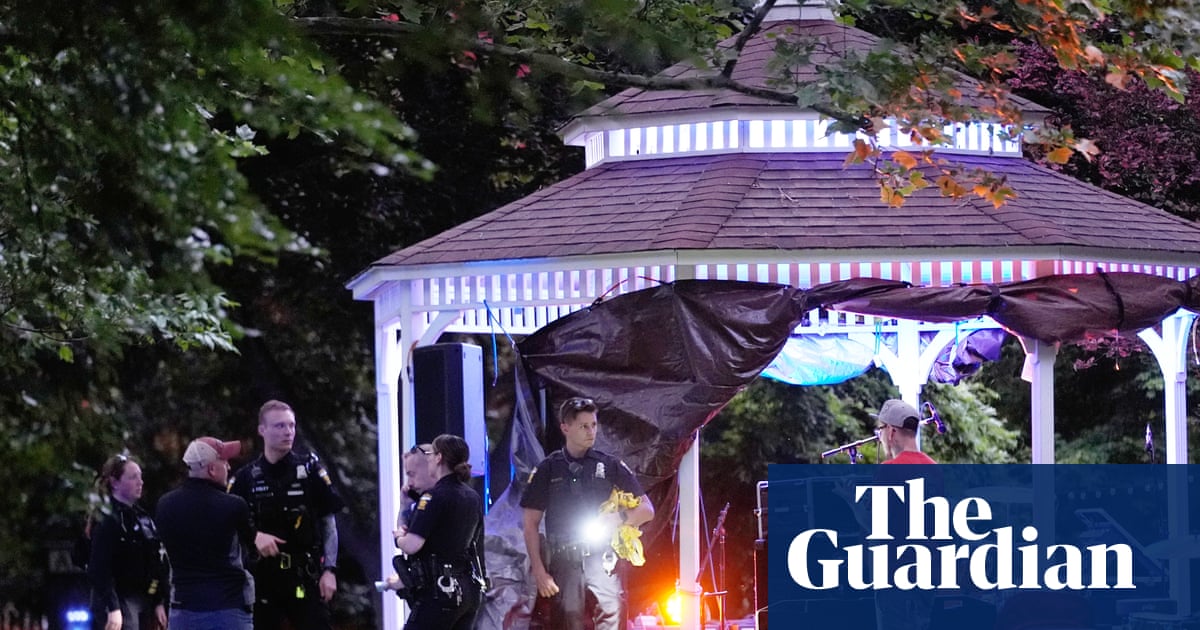 Search for suspects continues after 12 people shot near festival in Toledo, Ohio