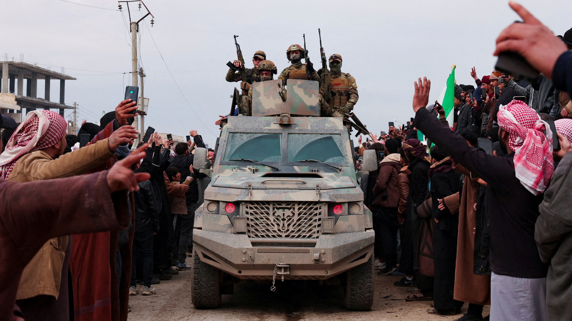 Syrian army takes control of Deir Hafer, Maskana under agreement