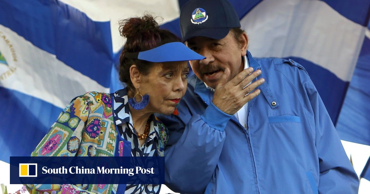 US sanctions over 100 Nicaraguan officials and relatives with travel ban