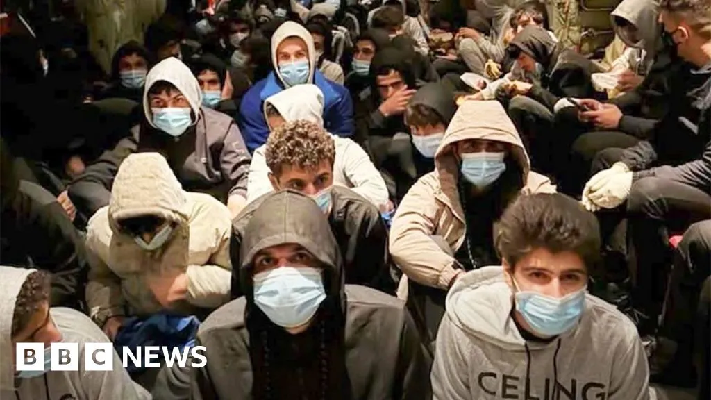 300 migrants bound for UK kidnapped and threatened with kidney removal
