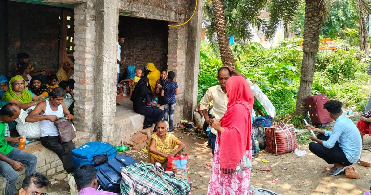 India’s Bengal pushes out Muslim Bangladeshis, deepening religious tensions