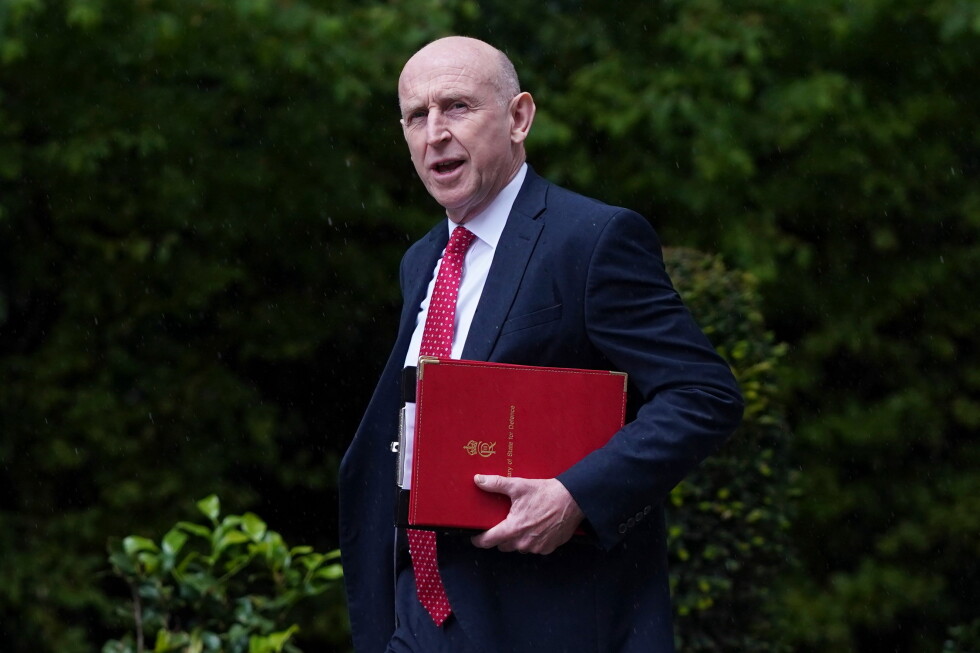 UK defense secretary quits, says government isn’t willing to spend enough on military