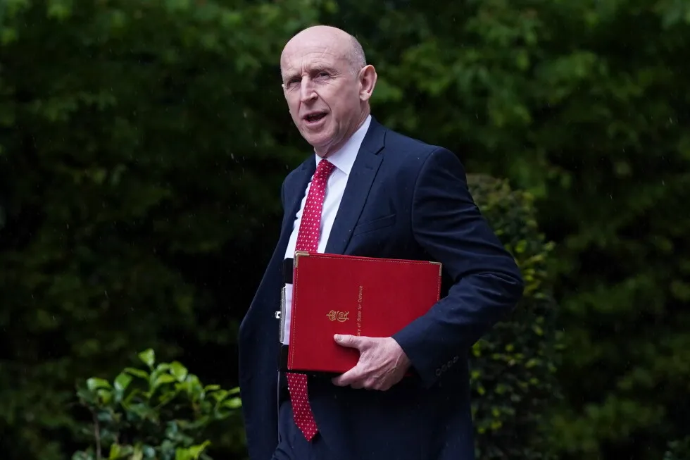 UK defense secretary quits, says government isn’t willing to spend enough on military