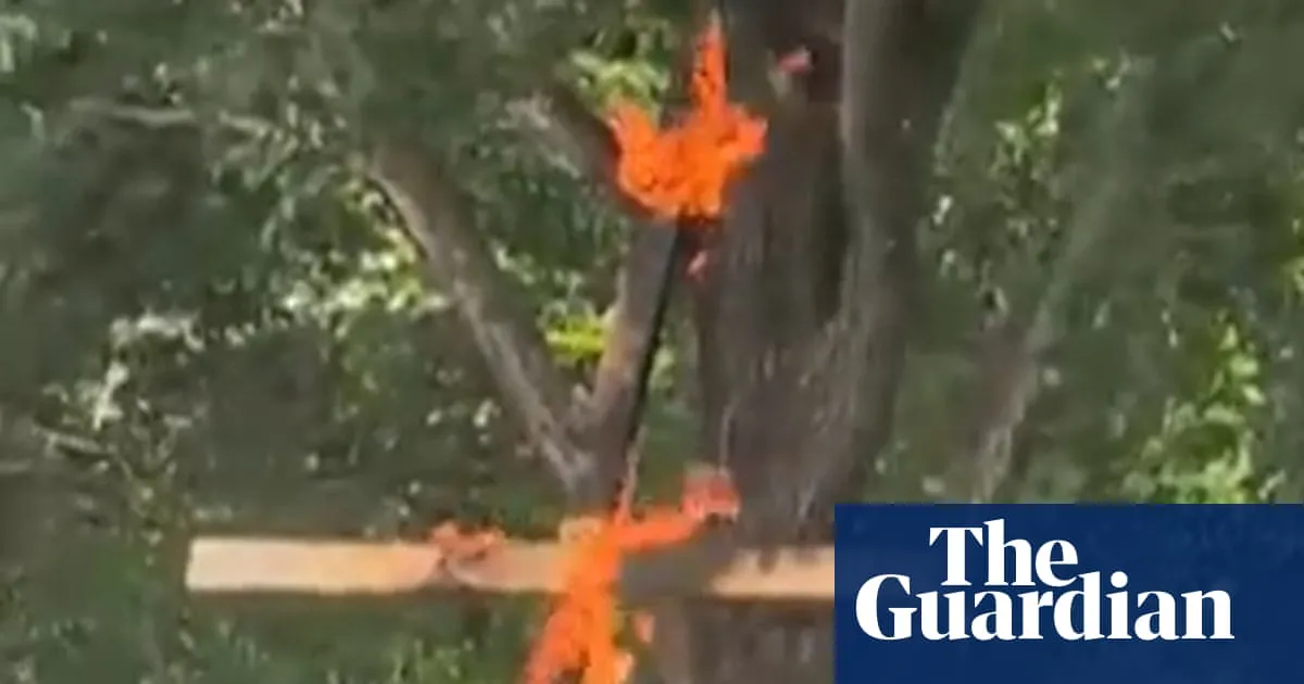 Chicago officials search for suspect after burnt cross found in Grant Park