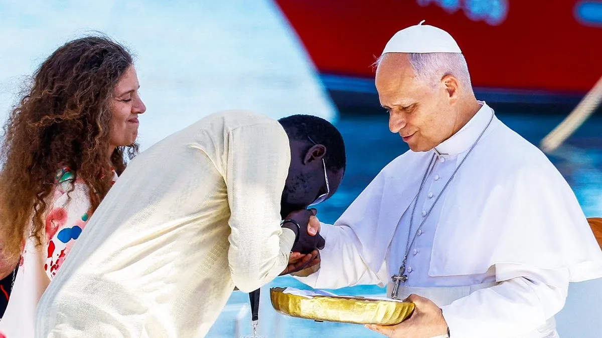 Pope Leo hits beaches of popular European migrant entry point after criticizing global immigration policies