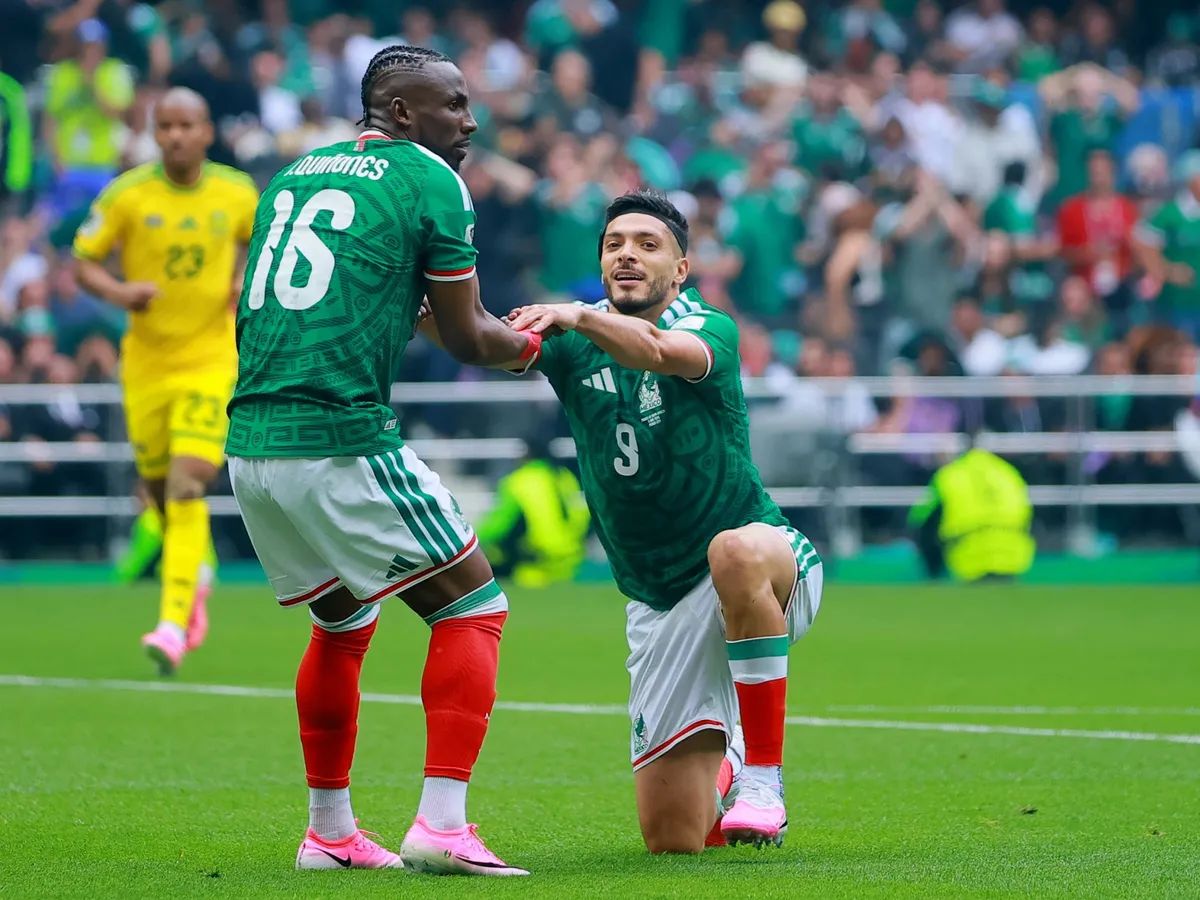 Who are Julian Quinones and Raul Jimenez, Mexico’s World Cup goal scorers?