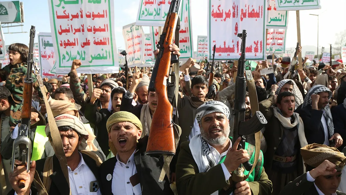 Expert warns of 'general escalation' of fighting if Houthis resume Red Sea campaign