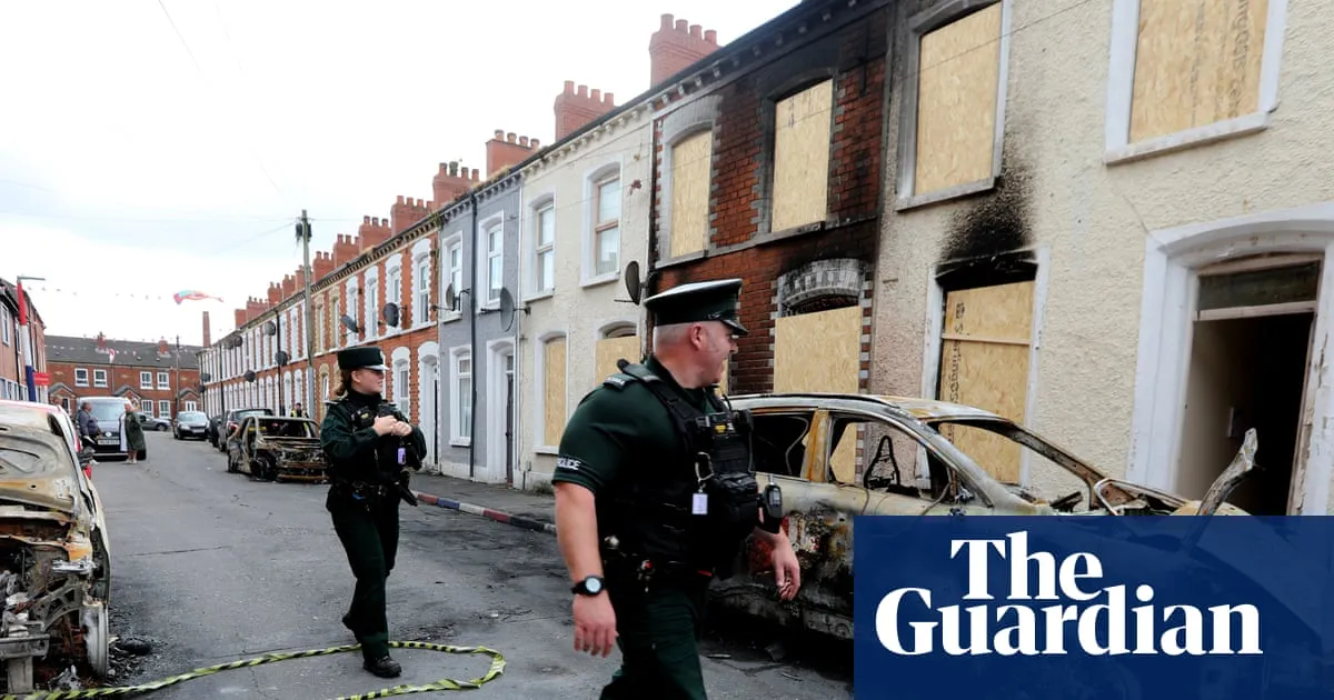 Number of arrests after riots in Northern Ireland rises to 19