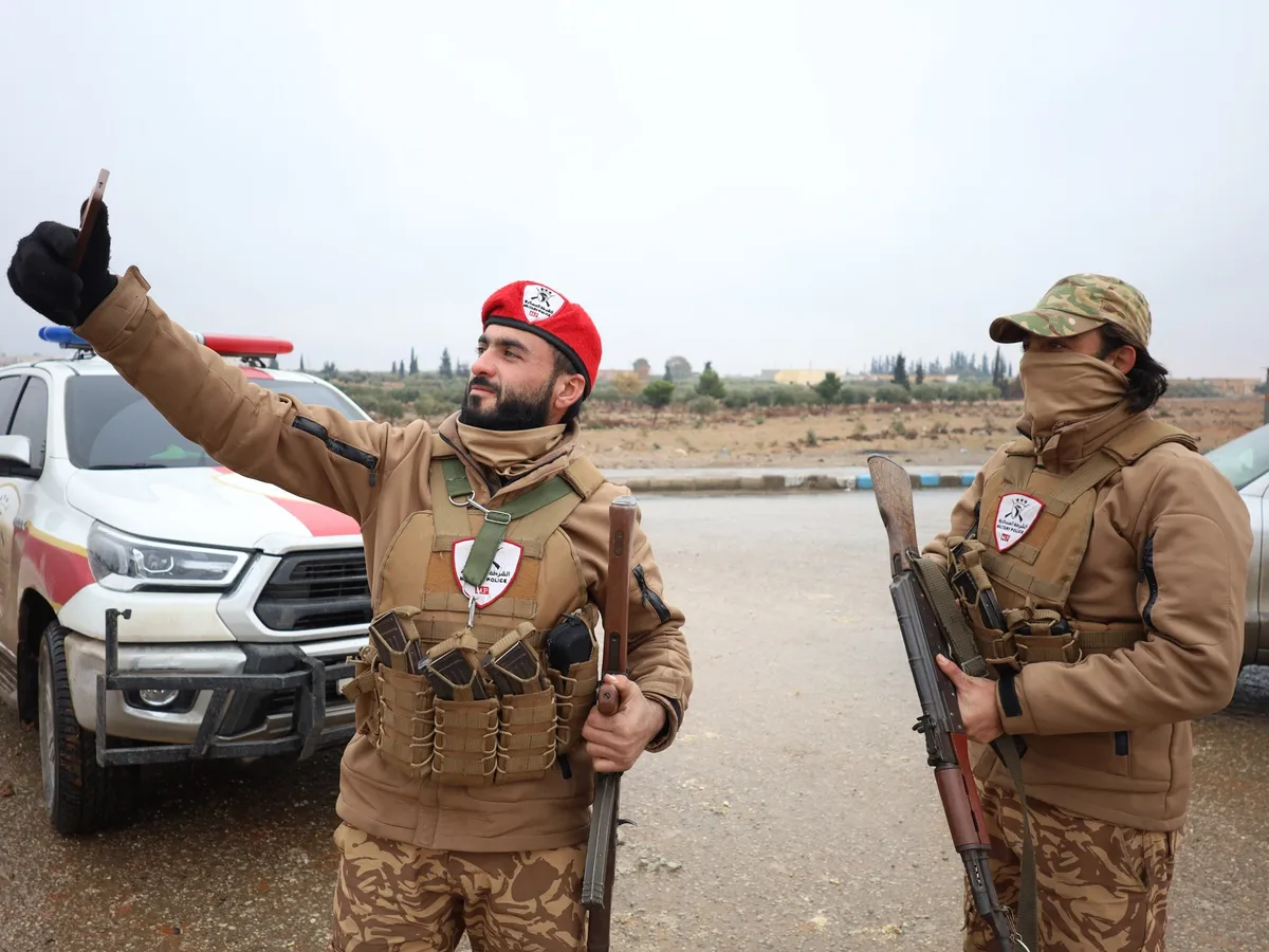 Syrian government forces seize strategic town in Raqqa as SDF retreats