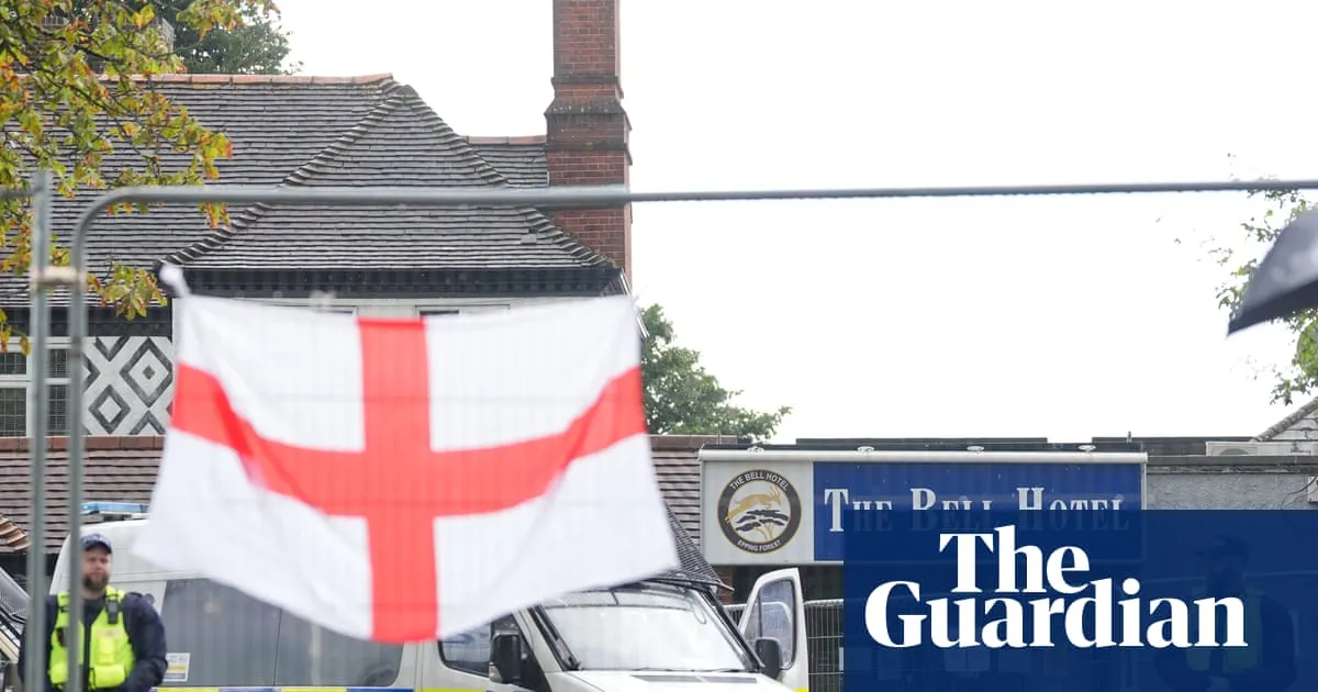 Asylum seekers removed from Essex hotel targeted by far right as Home Office ends contract