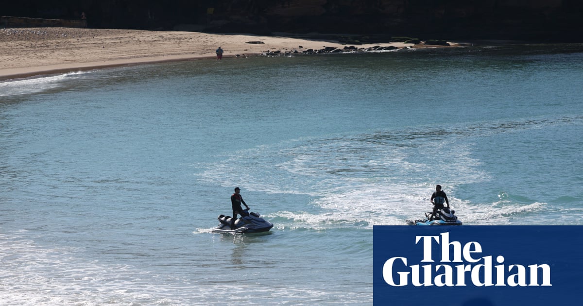 Woman in critical condition after shark attack at Coogee beach