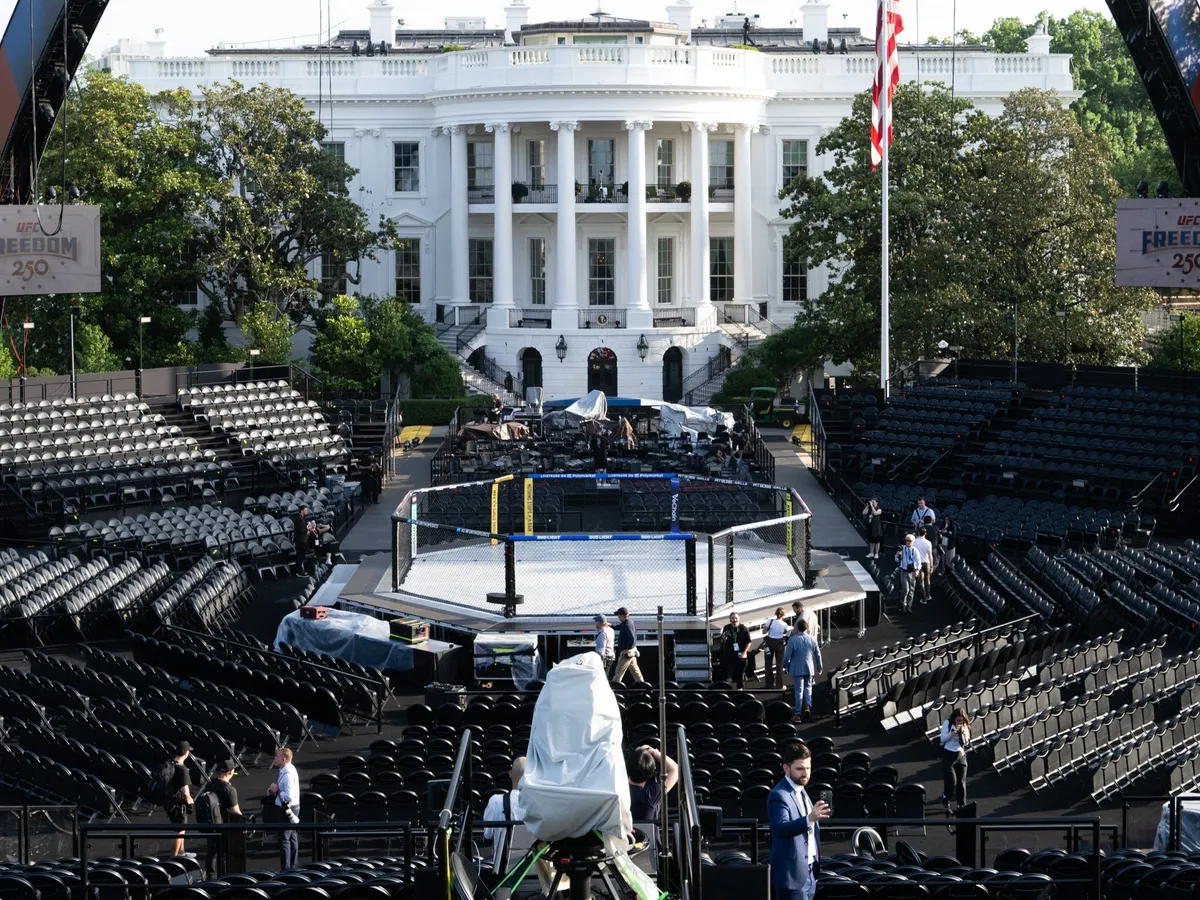 Oval Office octagon: How Trump turned combat sports into a political weapon