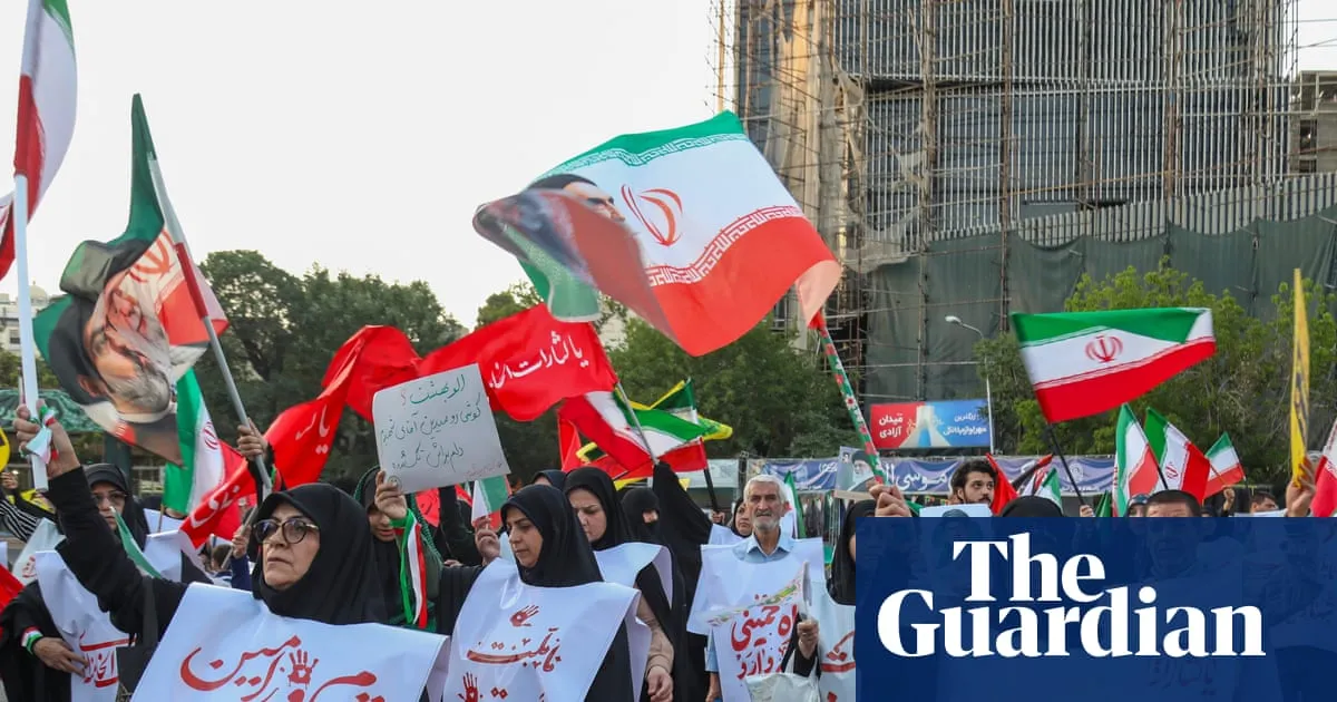 Trump says Iran peace deal could be signed by Sunday, with strait of Hormuz to open shortly after