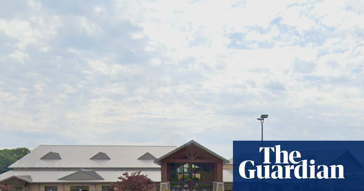 Tent collapses during Virginia church celebration, killing 1 and injuring 22
