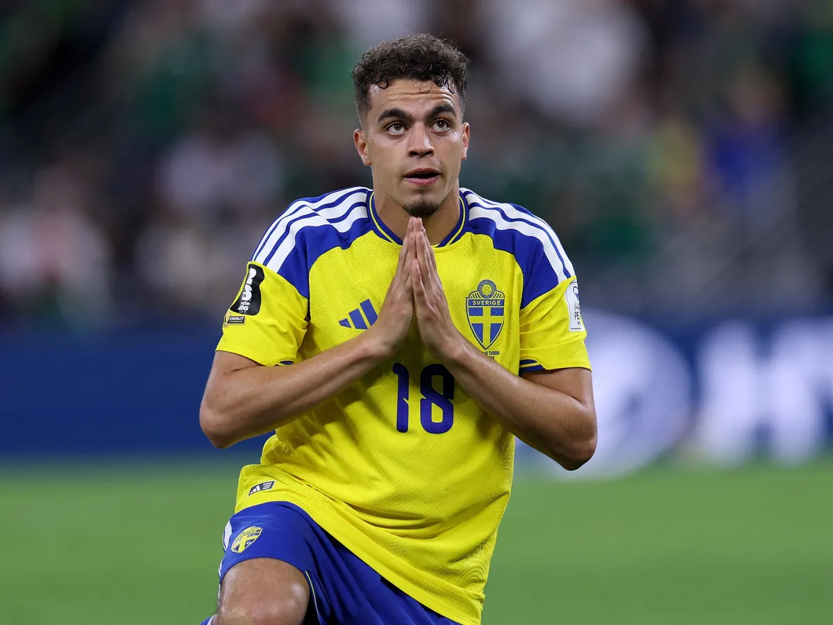 Who is Sweden’s Yasin Ayari, and why didn’t he celebrate against Tunisia?
