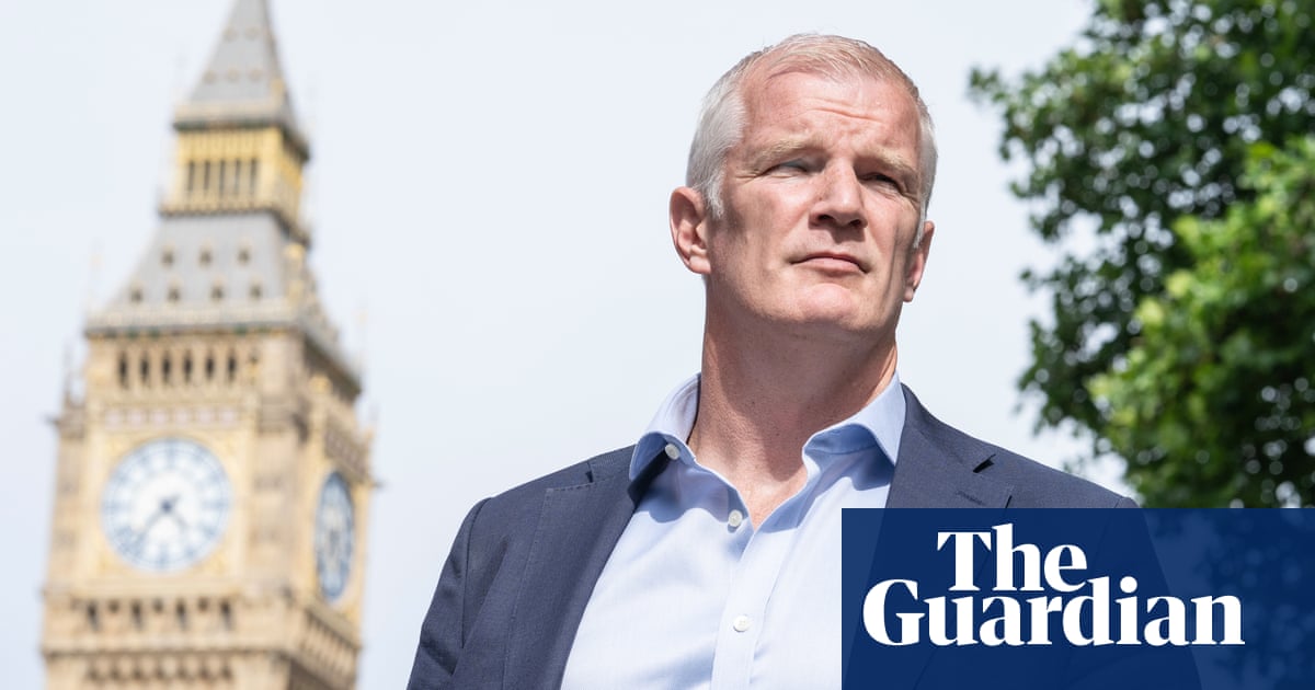 ‘Unbelievable’ waste and inefficiency at MoD, says ex-defence minister Al Carns