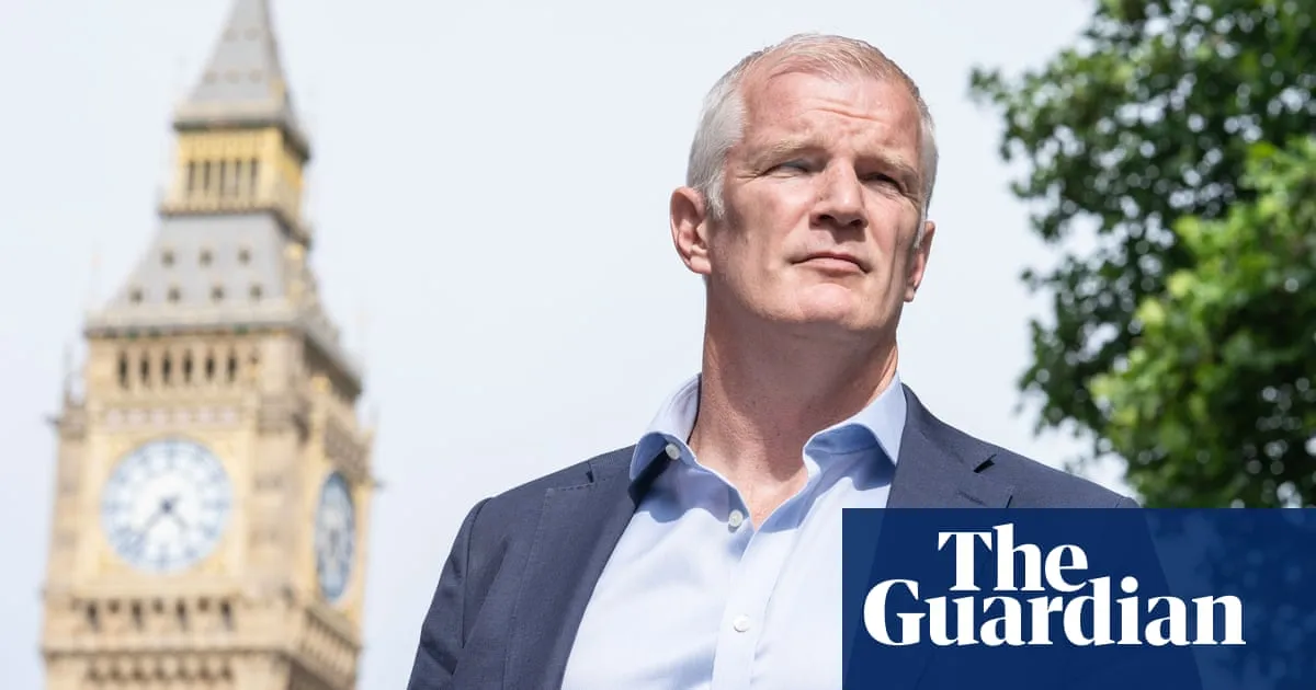 ‘Unbelievable’ waste and inefficiency at MoD, says ex-defence minister Al Carns