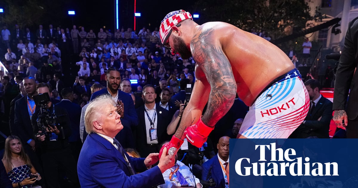 Trump facing pressure to condemn UFC fighter for disparaging Michelle Obama