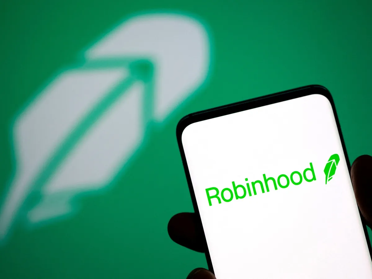 Robinhood slashes workforce by 10 percent amid restructuring