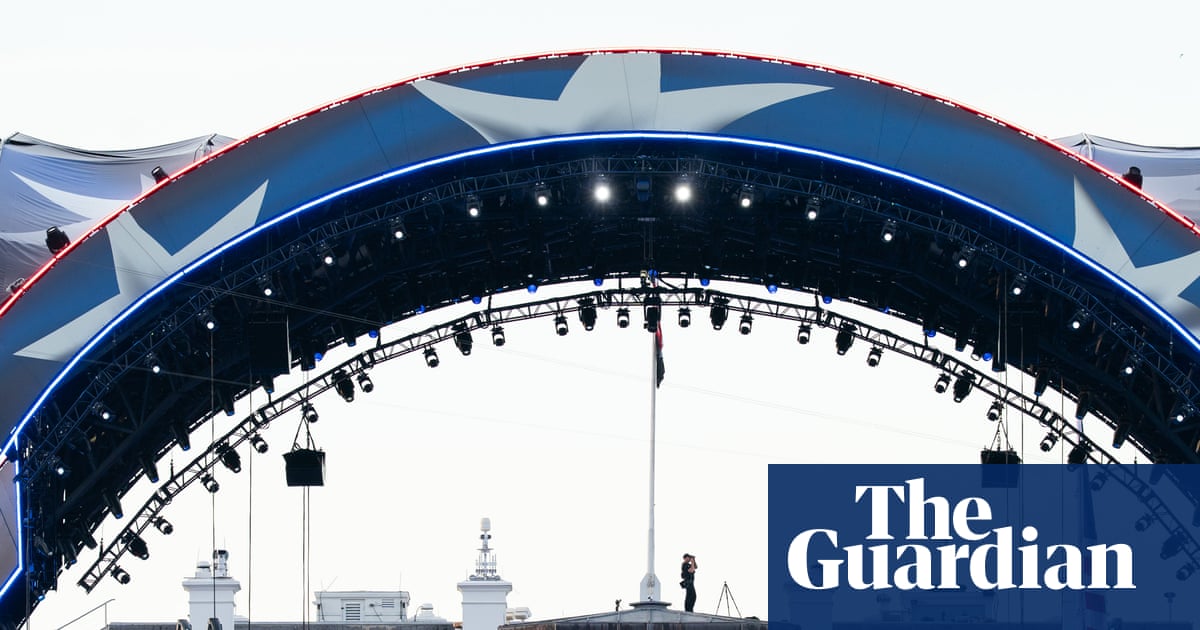 FBI claims to have foiled planned attack on White House cage fight event