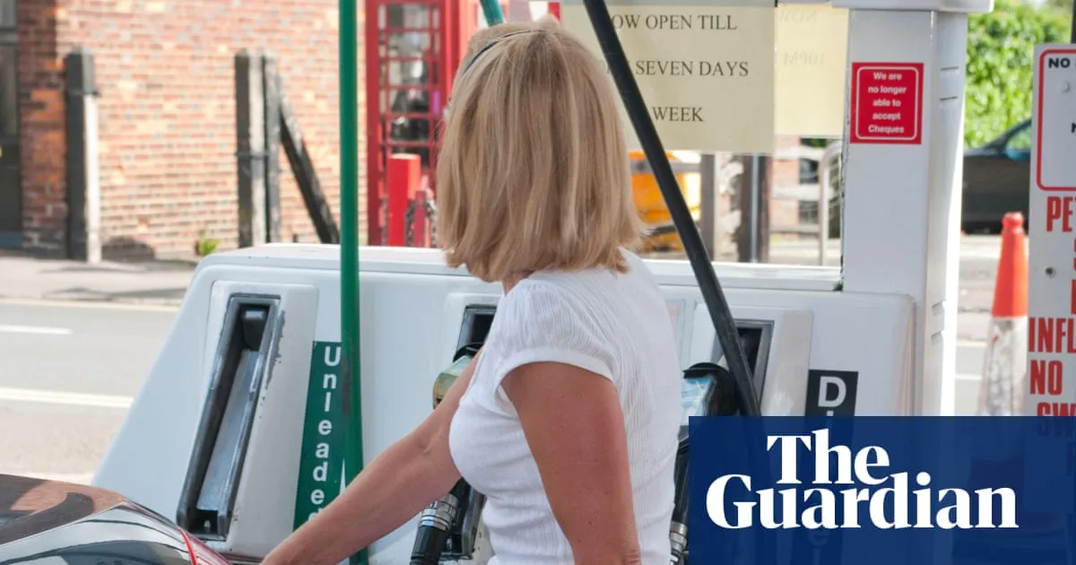 UK inflation stays at 2.8% as slowing food prices offset rising transport costs