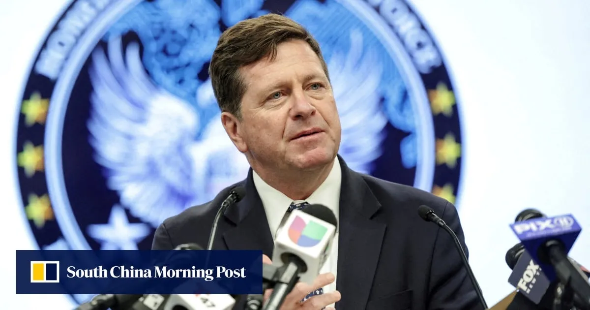 Trump pauses spy chief hearing to secure pick for powerful prosecutor post