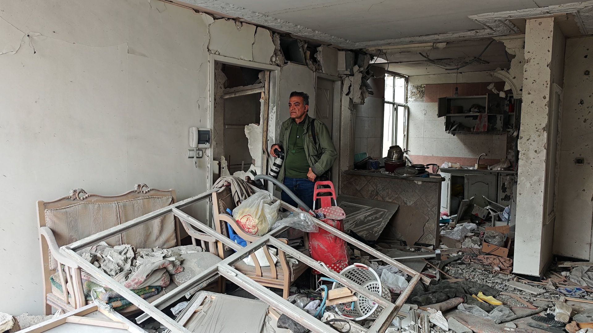 Tehran War Diary: Shooting war at home
