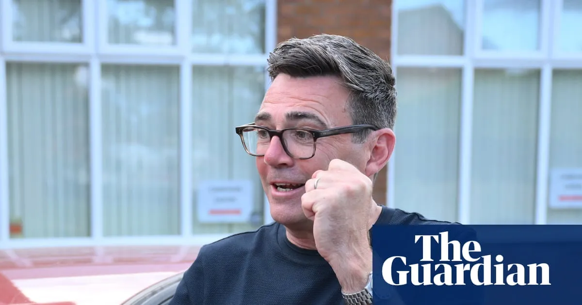 Burnham team tell ministers to delay resignations to avoid chaos