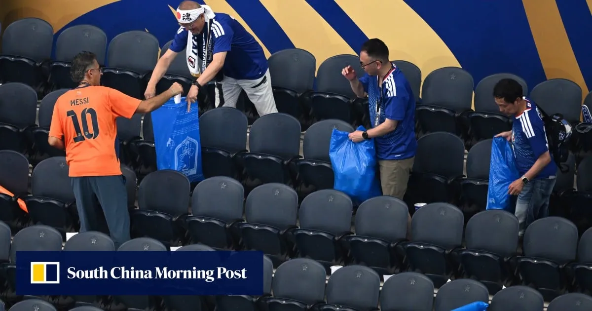 Japanese men picking up World Cup trash get mocked over double standards