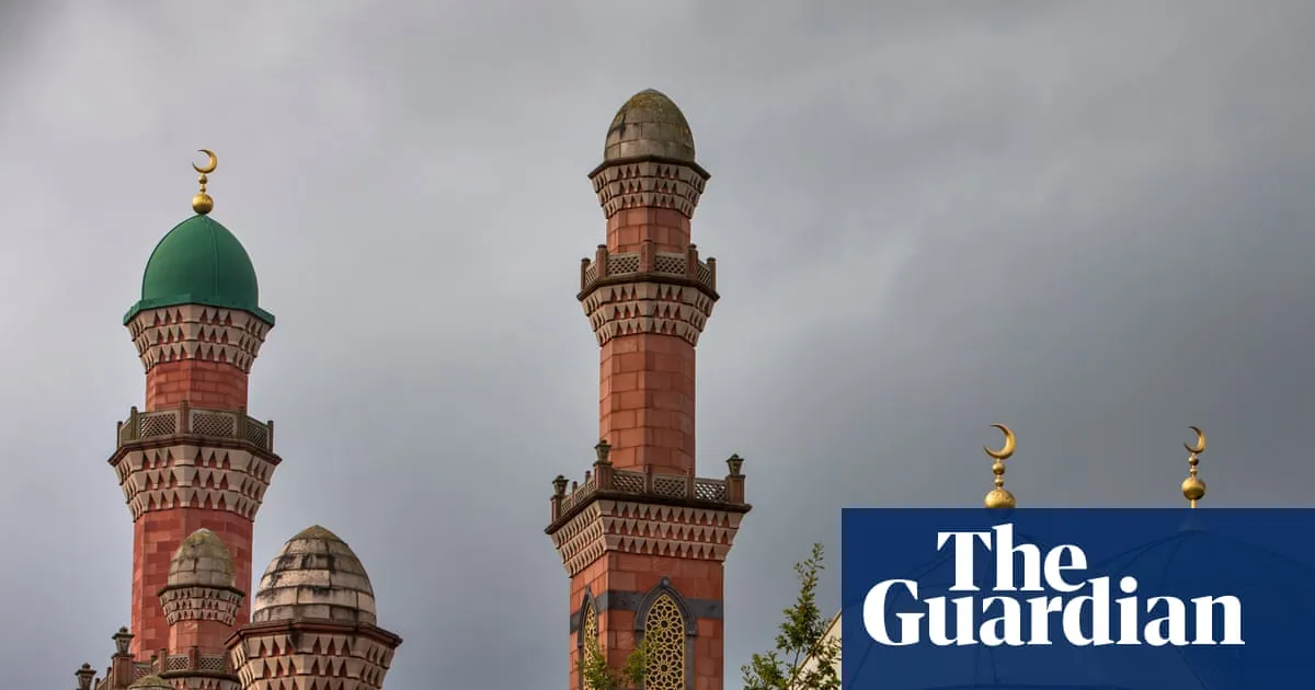 UK mosques advised to run lockdown drills amid fears of anti-Muslim attacks