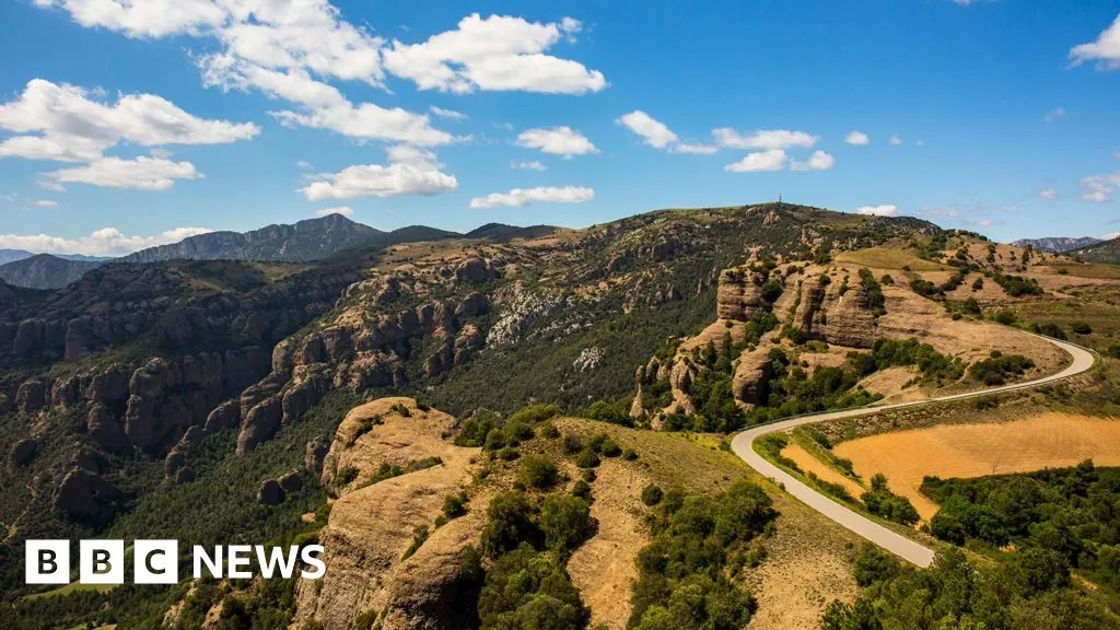 British man dies in paragliding accident in Spain