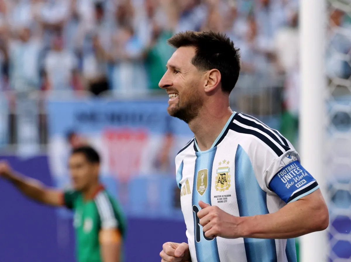 Lionel Messi’s father undergoing treatment for health issues, family says