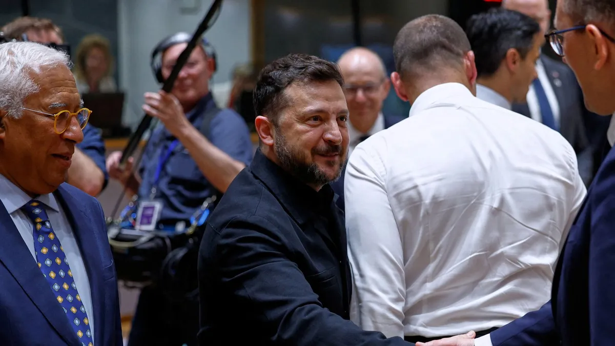 Ukraine urges EU to pressure Russia to end war before winter